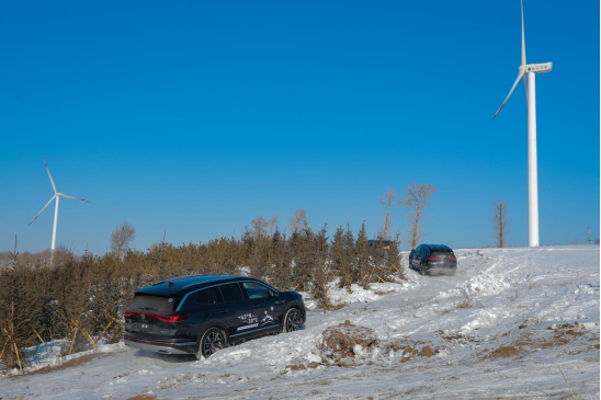 零下 30°C感受中大型SUV的操控性――查干湖冰面试驾一汽-大众揽境574.png